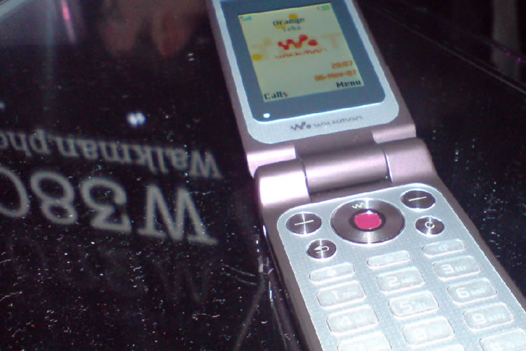 Sony Ericsson W380i